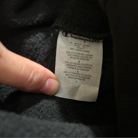 NWOT Champion brand sweatshirt black crew neck size large - Picture 2 of 5